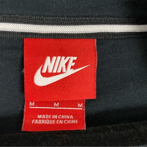 Nike N7 Short Sleeve Hoodie Patterned Kangaroo Pocket - Picture 10 of 11